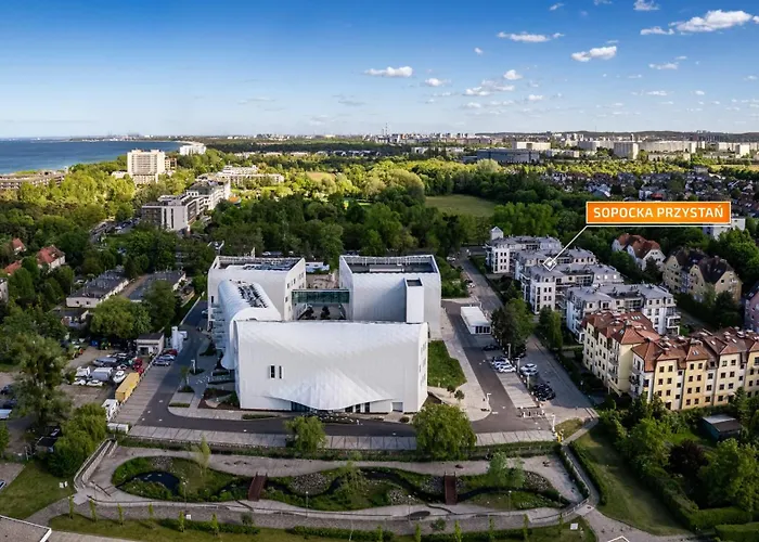 Sopocka Przystan, Sun & Snow Sopot